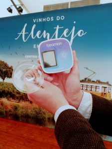 copo de vinho inteligente;